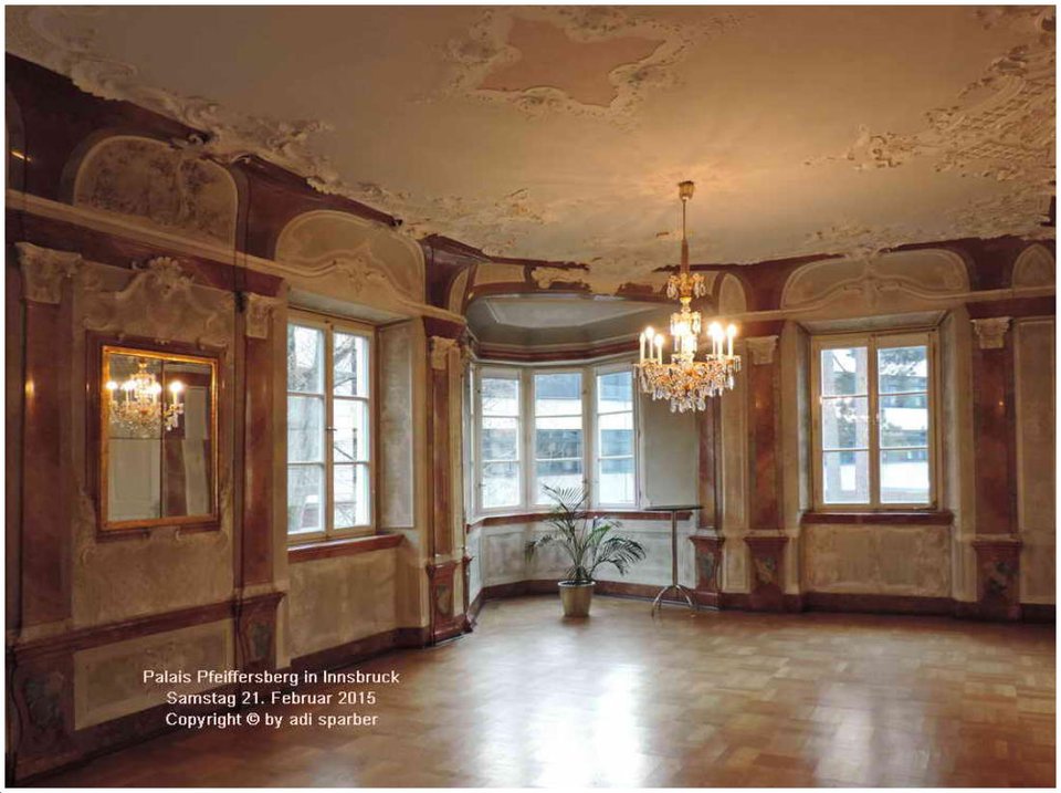 Spiegelsaal im Palais Pfeiffersberg in Innsbruck